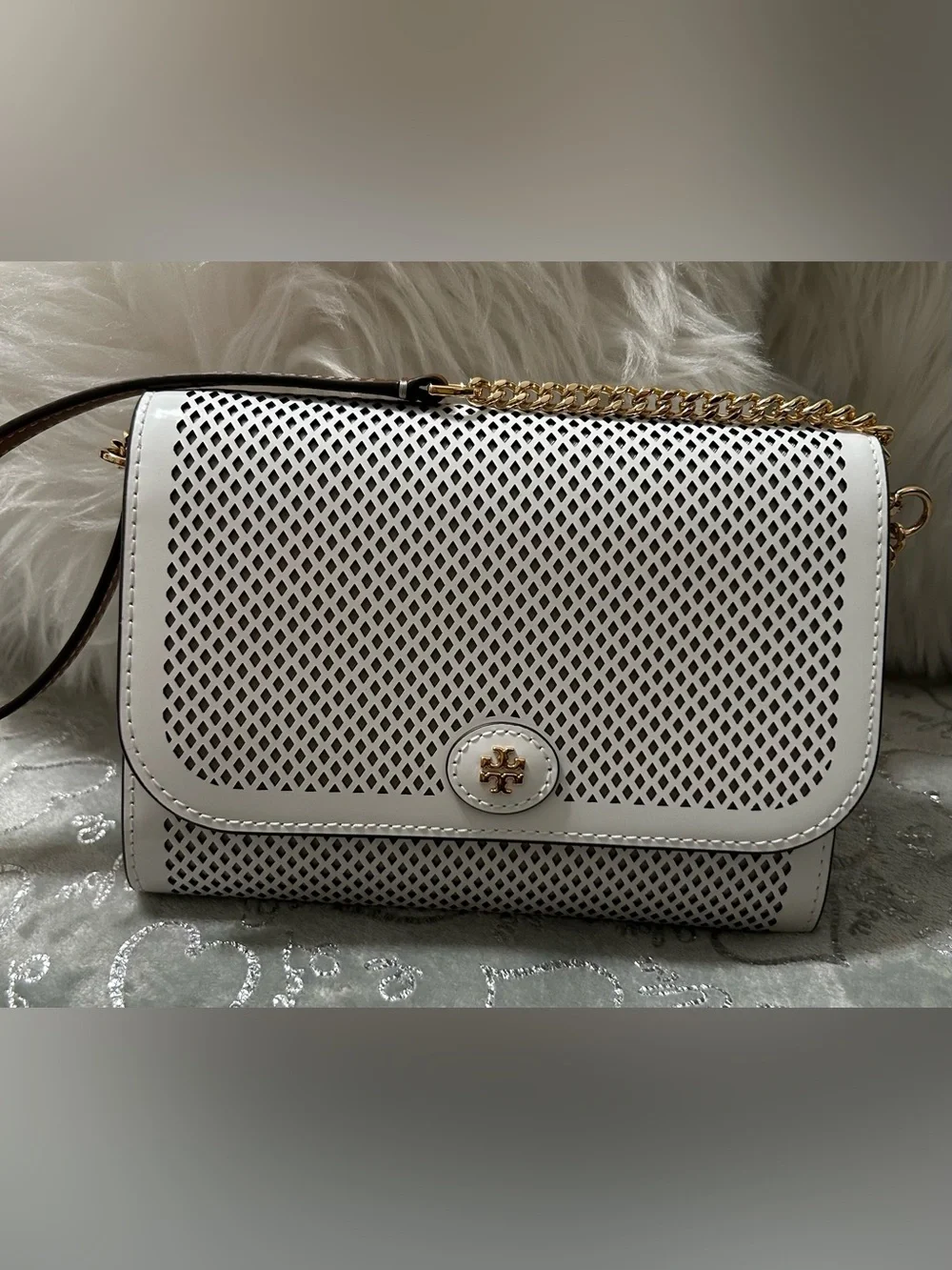 NWT Tory Burch, Sm White Fleming Diamond Perforated Convertible Leather Crossbod
